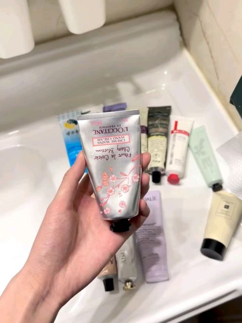 名分享精致女孩最爱的五款护手霜j9九游会入口护手霜推荐第一(图6)