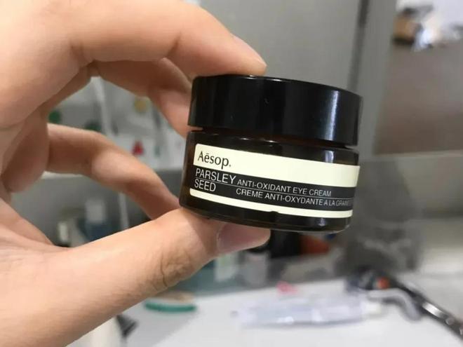 0大眼霜！分享十大去眼袋好用的眼霜最新攻