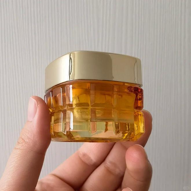 0大眼霜！分享十大去眼袋好用的眼霜最新攻略j9九游会俱乐部登录入口去眼袋公认最好用1(图8)